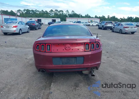 2014 Ford Mustang V6 z USA, uszkodzony, nr VIN 1ZVBP8AM5E5211979